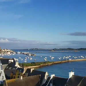 Appartement T2, Vue Panoramique, 2 Min A Pied De La, Roscoff